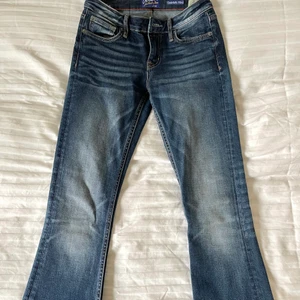 Crocker jeans  - Jättesnygga crocker bootcut jeans, köpta här på plick men var tyvärr för små för mig!