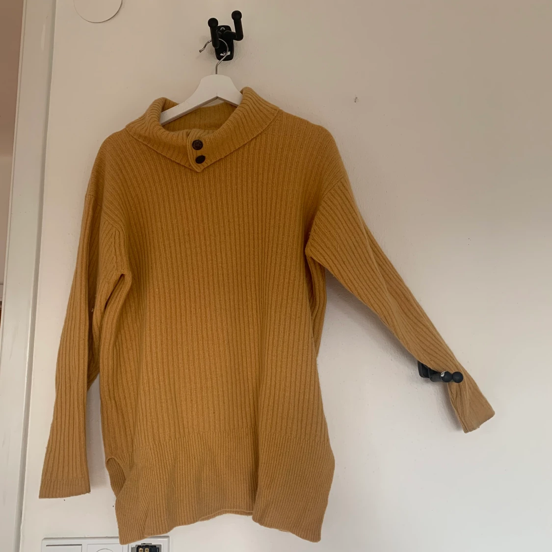 Stickad ulltröja - 90