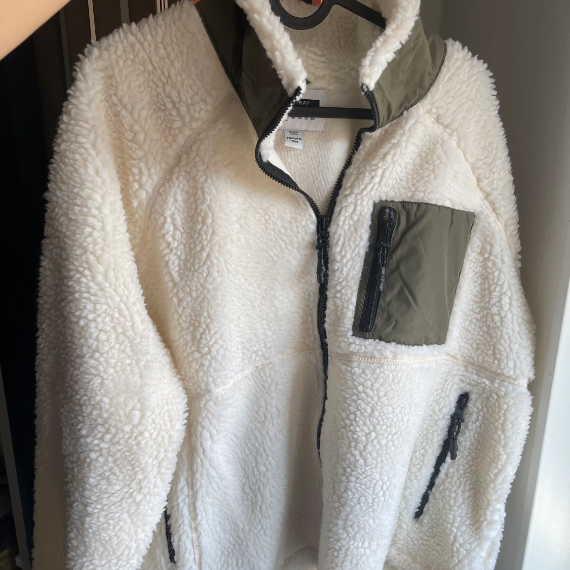 Gräddvit teddy jacka i plus size