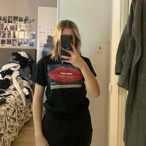 Tshirt - Tshirt från thecoolelephant.