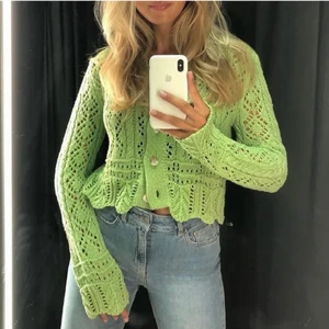 Slutsåld Zara tröja - Tröja från Zara i storlek M som är slutsåld. 