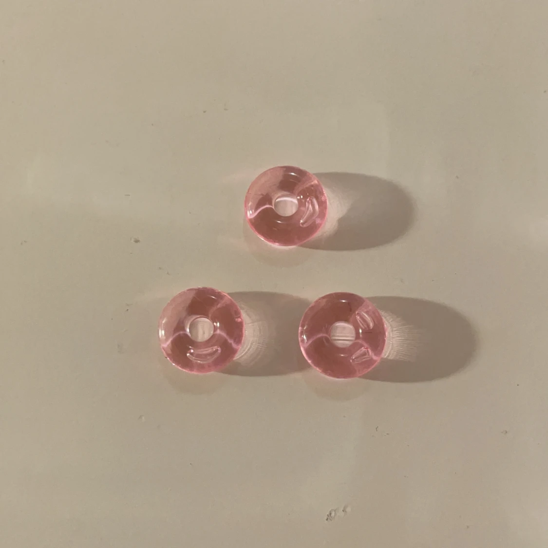 Berlocker genomskinlig donut  - 90