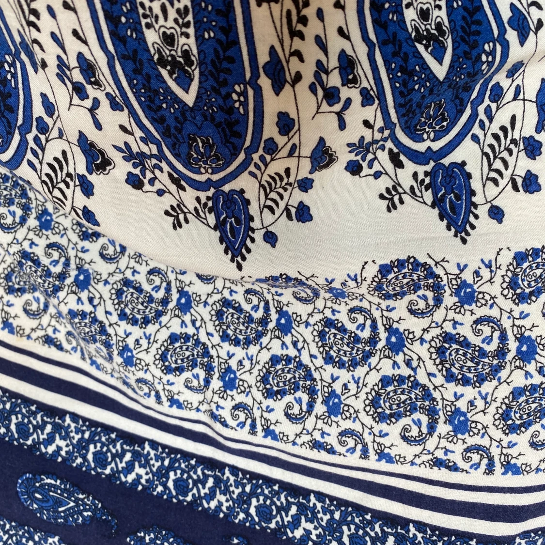 Blåmönstrad sommarklänning, stlk S - 90