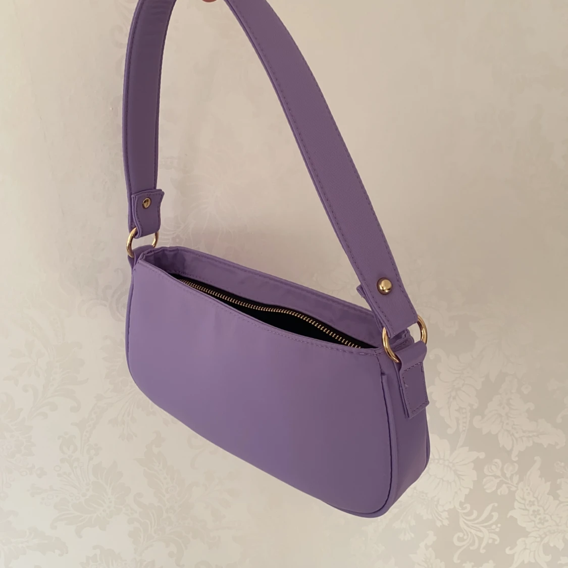 Lila väska - 90