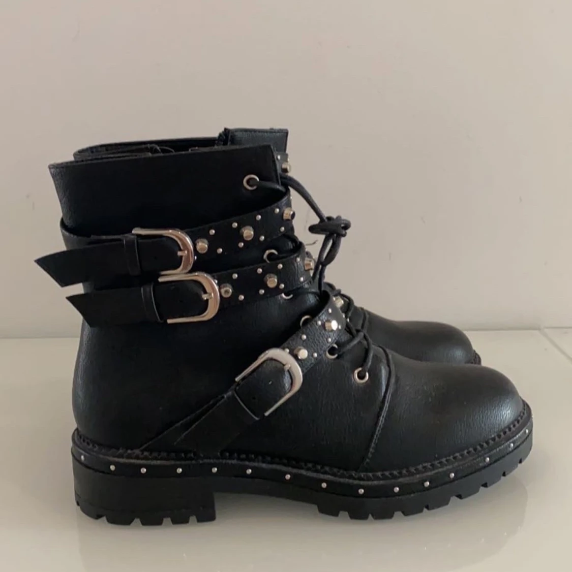 Boots från Missguided