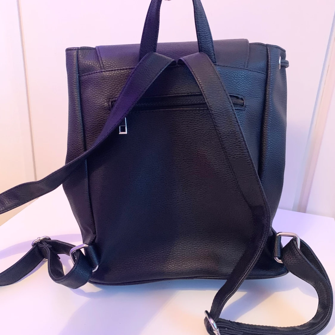 Even & Odd Skinnväska (konstläder) - 90