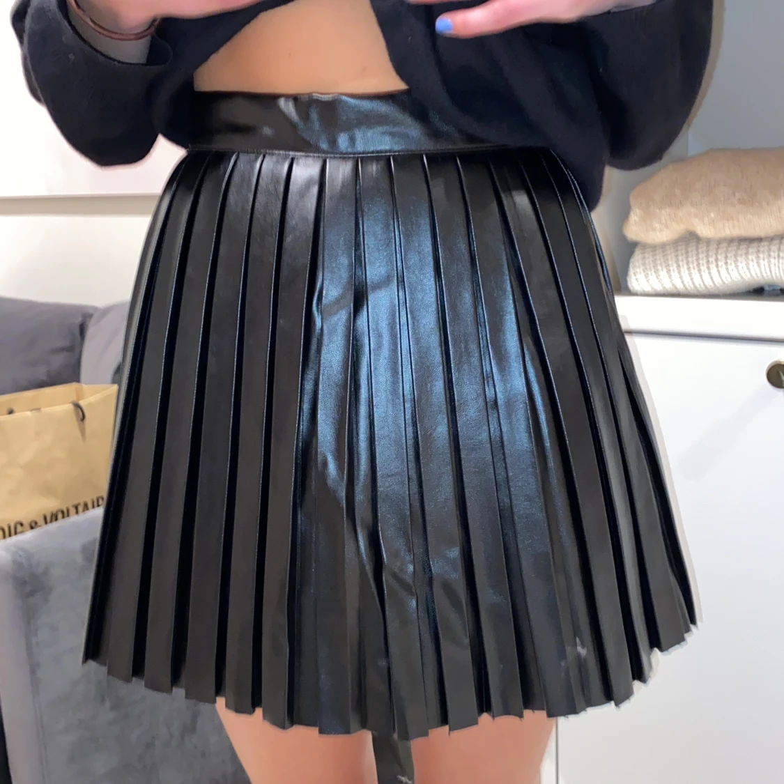 Klockade läderkjol  - 90