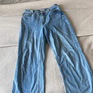 Jeans - Snygga jeans från zara storlek 40. Säljer pga förstora för mig