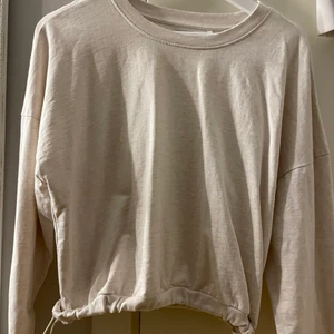 Biege tröja  - Biege tränings tröja 