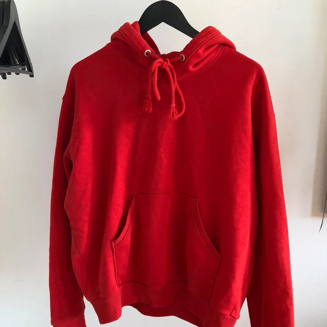 Weekday hoodie, röd - 90