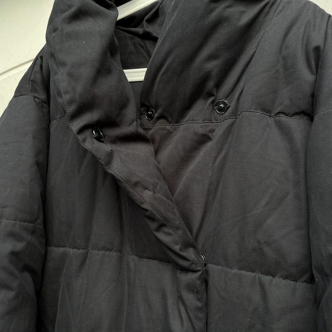 Svart Pufferjacka kappa Monki Medium - 90