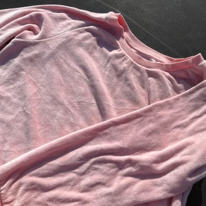 velvet sweatshirt  - rosa skön sweatshirt 