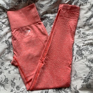 Gymshark tights S - Rosa Gymshark tights i storlek S sparsamt använda✨