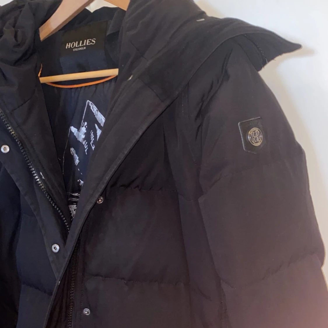 Hollies Jacka - 90