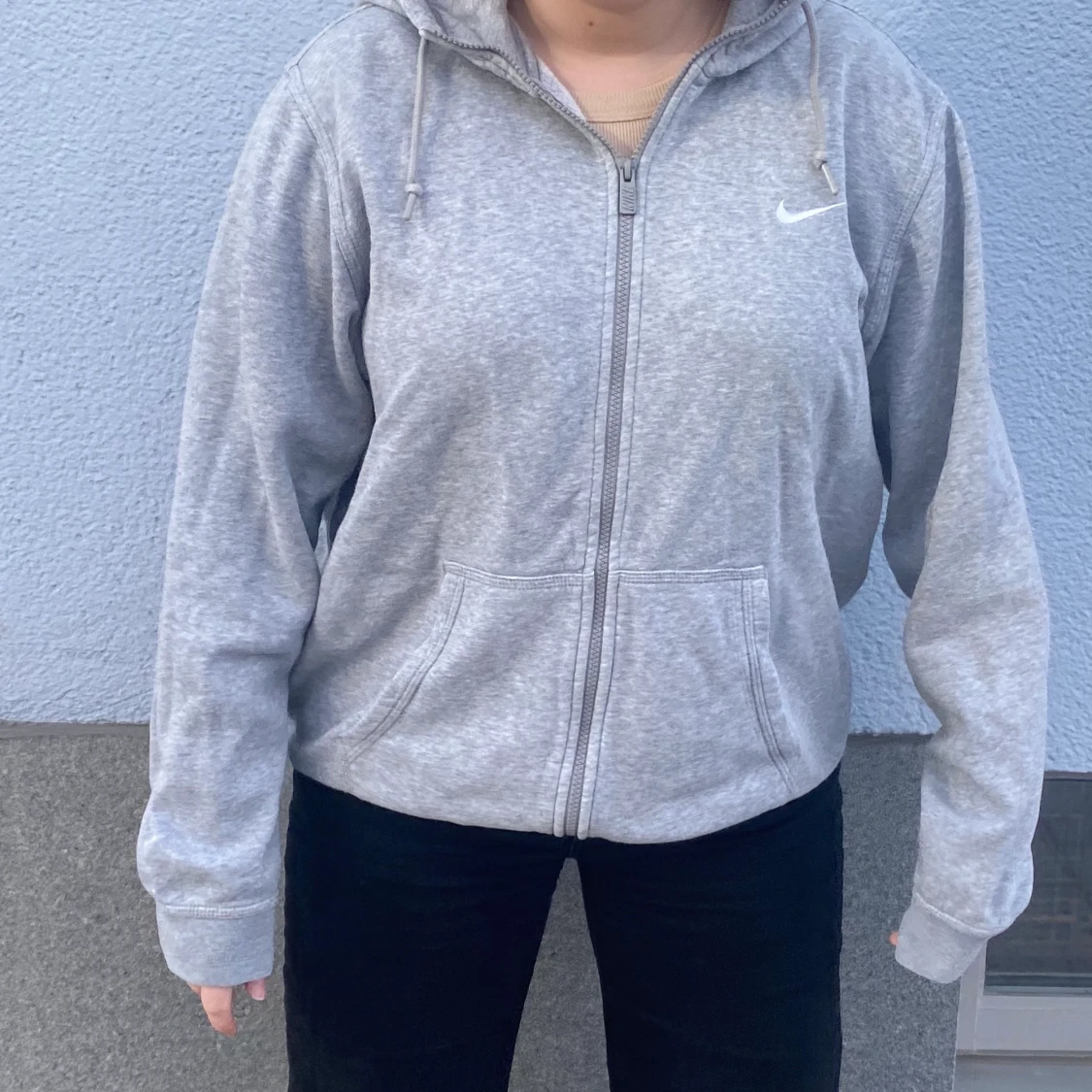 Grå nike kofta - 91