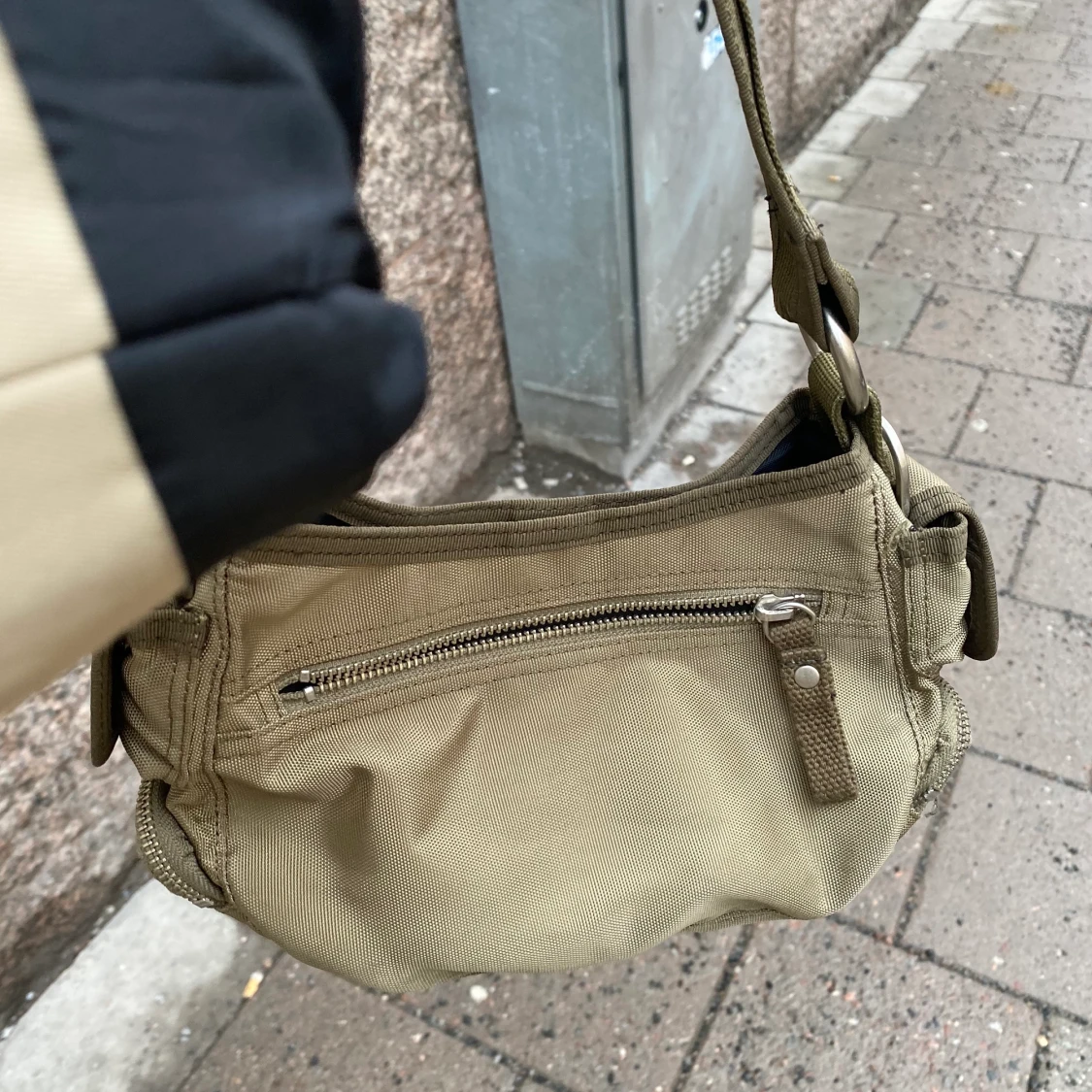 Unik trendig handväska 💛 - 91