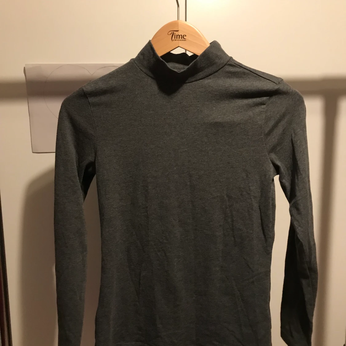 Grå polotröja