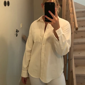 Skjorta - En skjorta från gap i storlek m. Köparen står för frakten💖