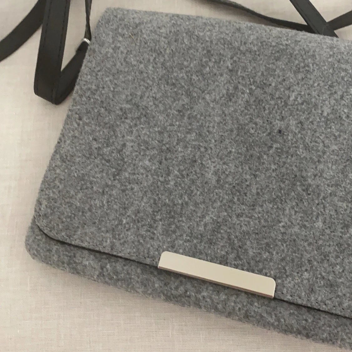 Oanvänd handväska  - 90