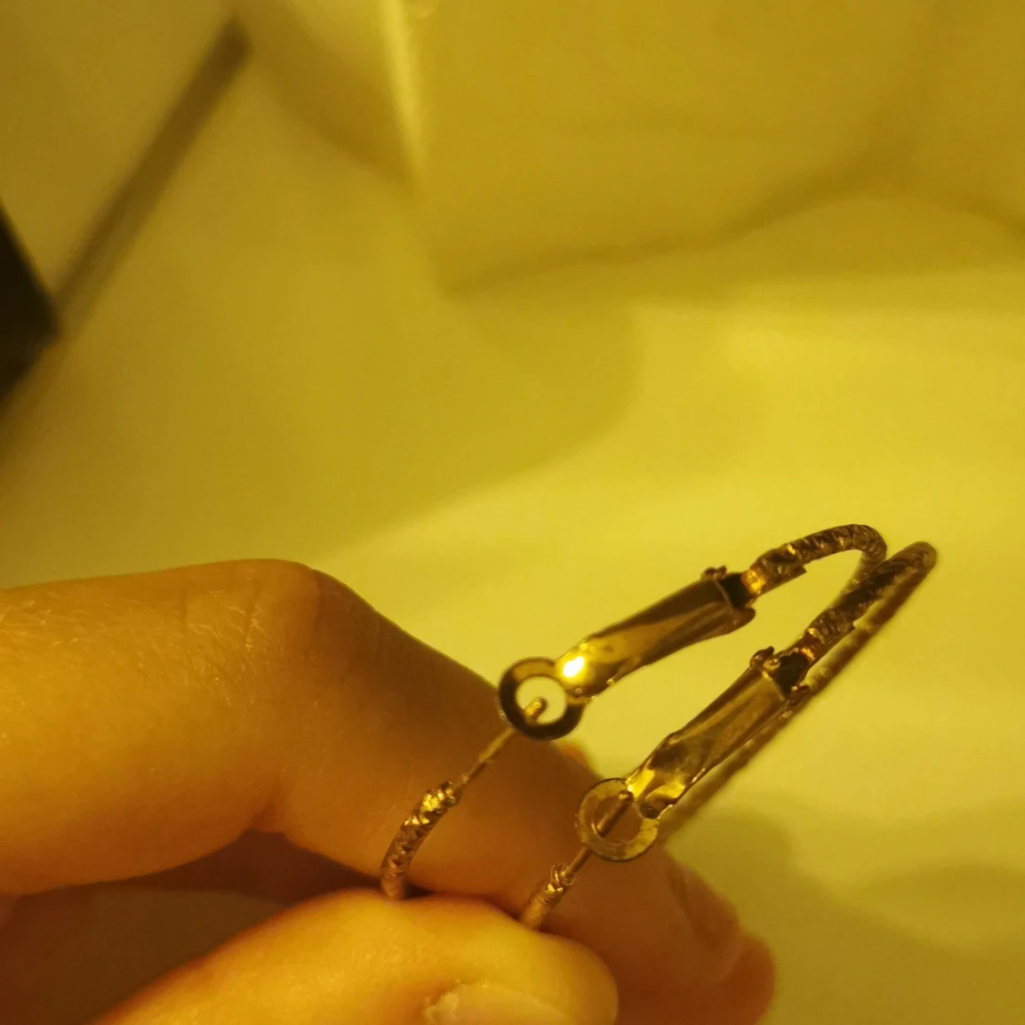 Örhängen som aldrig har blivit använda  - 90