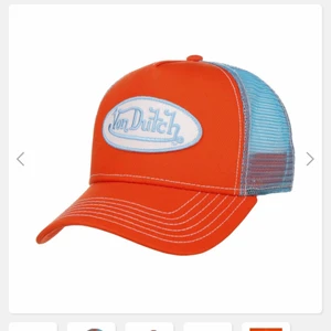 von dutch keps - helt ny keps köpt på hattshoppen som tyvärr var för stor för mitt lilla huvud, vet ej vilken storlek det är på kepsen! köparen står för frakten, nypris 350kr🤩