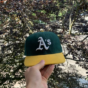 Keps - As fet keps cond 9/10. Nypris: 650 mitt pris: 200