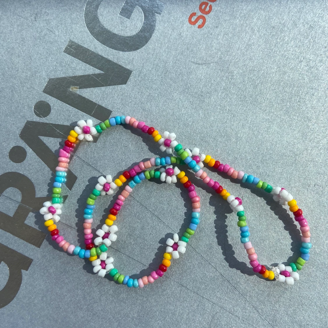 Handgjort pärlhalsband - 90