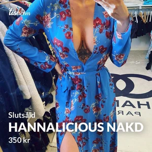 Hannalicious+NAKD  - Använd en gång! Slutsåld klänning av Hannalicious och NAKD! Skickas mot fraktkostnad 