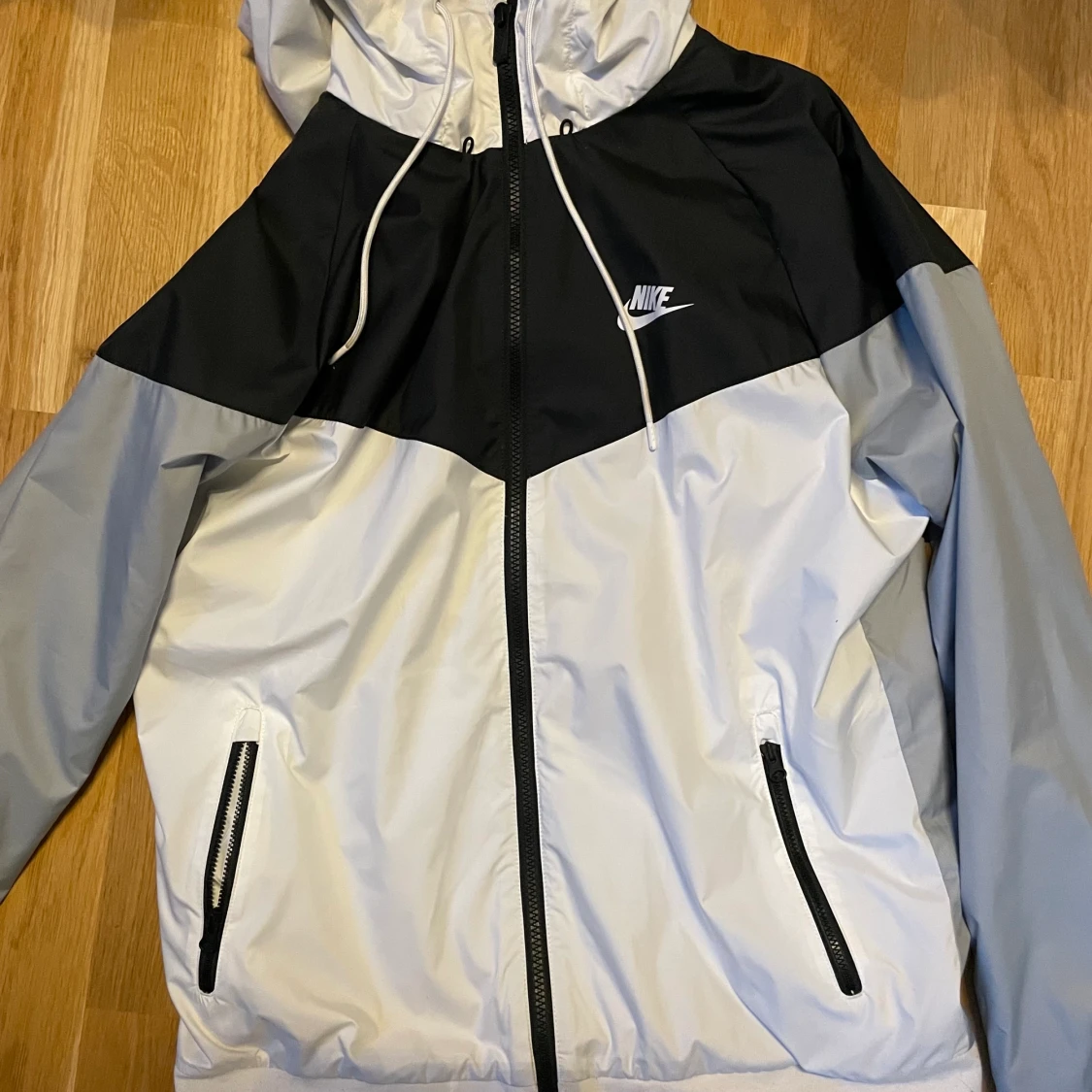 Nike vindjacka stl M
