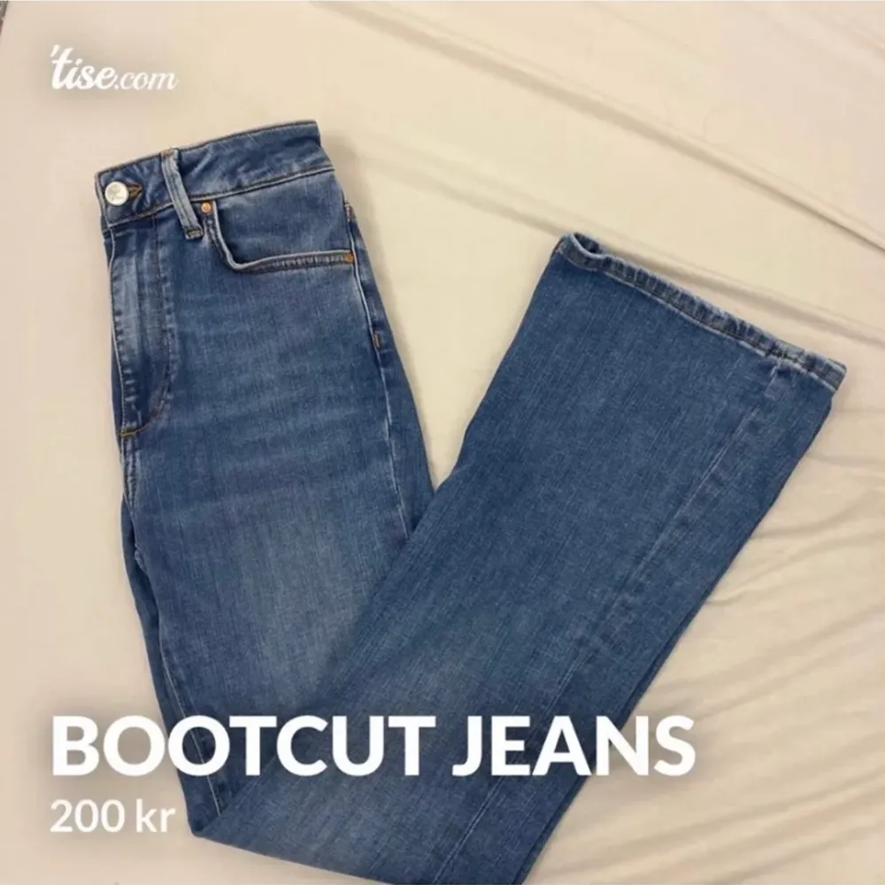 Superfina jeans från Bikbok i storlek M köpa här på plick. Tyvärr fel storlek för mig så oanvända! 💖. Jeans & Byxor.