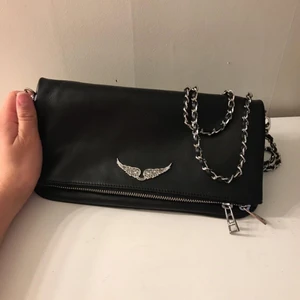 ZADIG väska  - Säljer nu min fina Zadig väska pga att jag ska köpa en annan modell! 💕 BUDA
