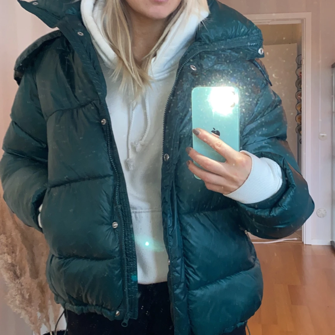 Grön pufferjacket bikbok