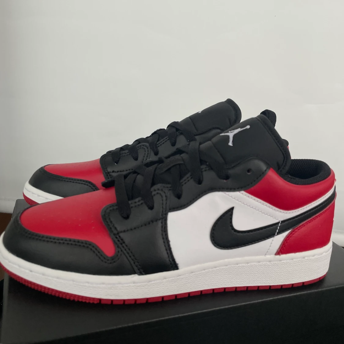 AIR JORDAN 1 LOW- UNISEX