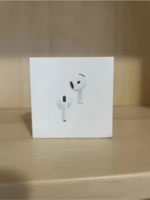 AirPods 4th gen - AirPods 4th gen