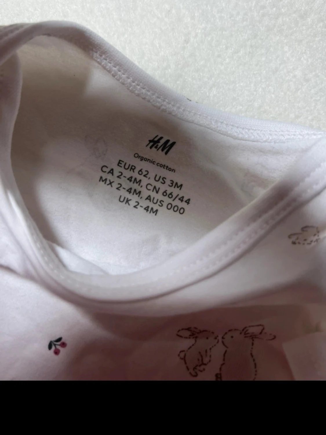 Vit långärmad body med kaniner H&M - 2