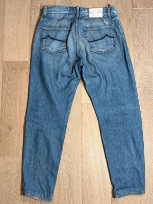 Raka Jeans från Jacob Choën  - W33 längd 98cm
