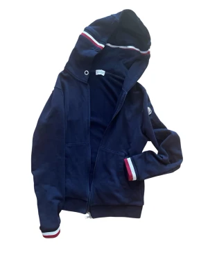 Moncler kofta storlek S - Perfekt skick storlek S 