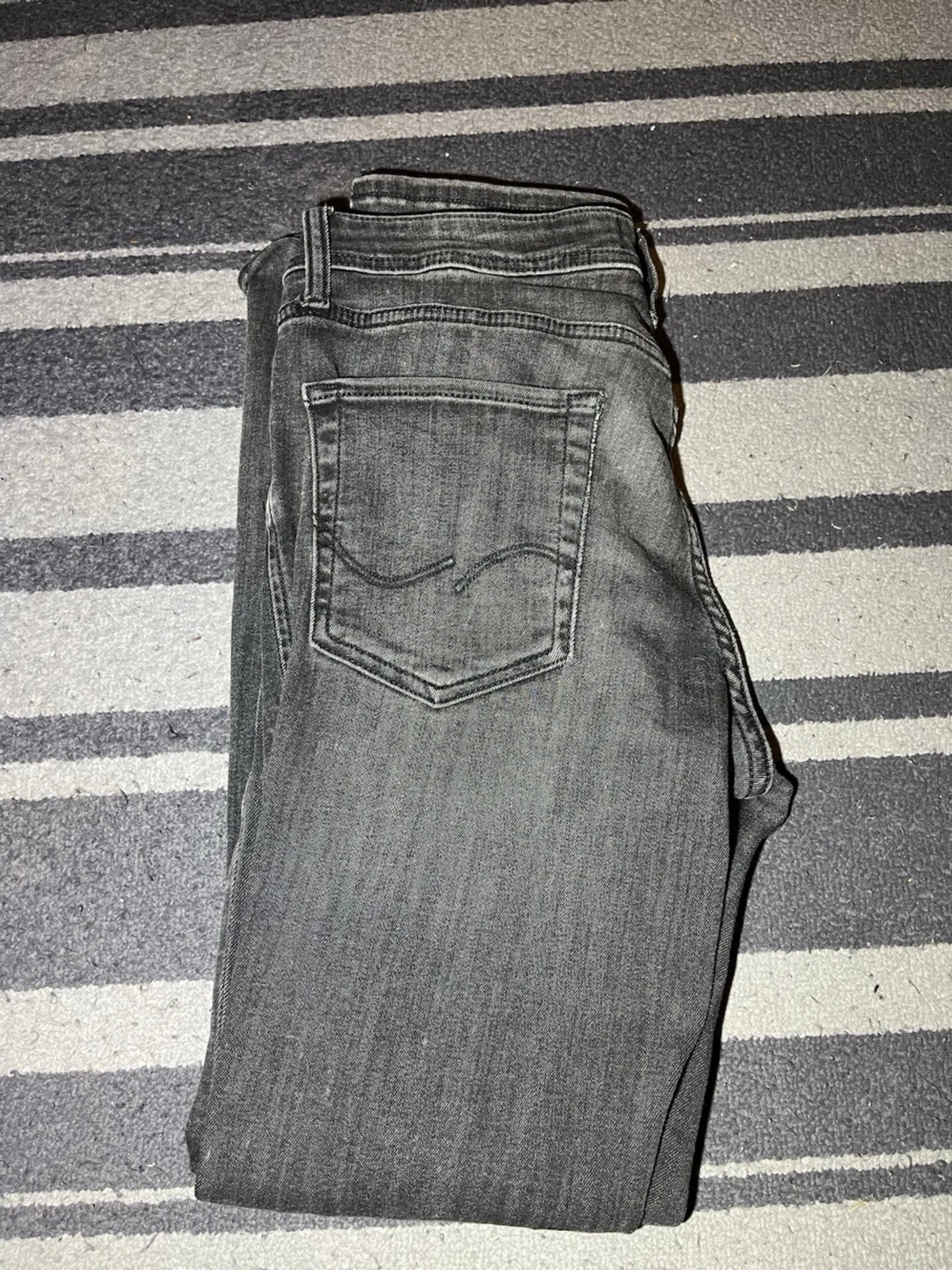 Grå jeans från Jack & Jones