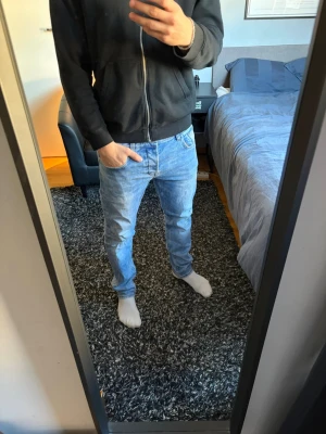 Only & Sons Jeans - Feta jeans från Only & Sons. Bra skick. 199kr