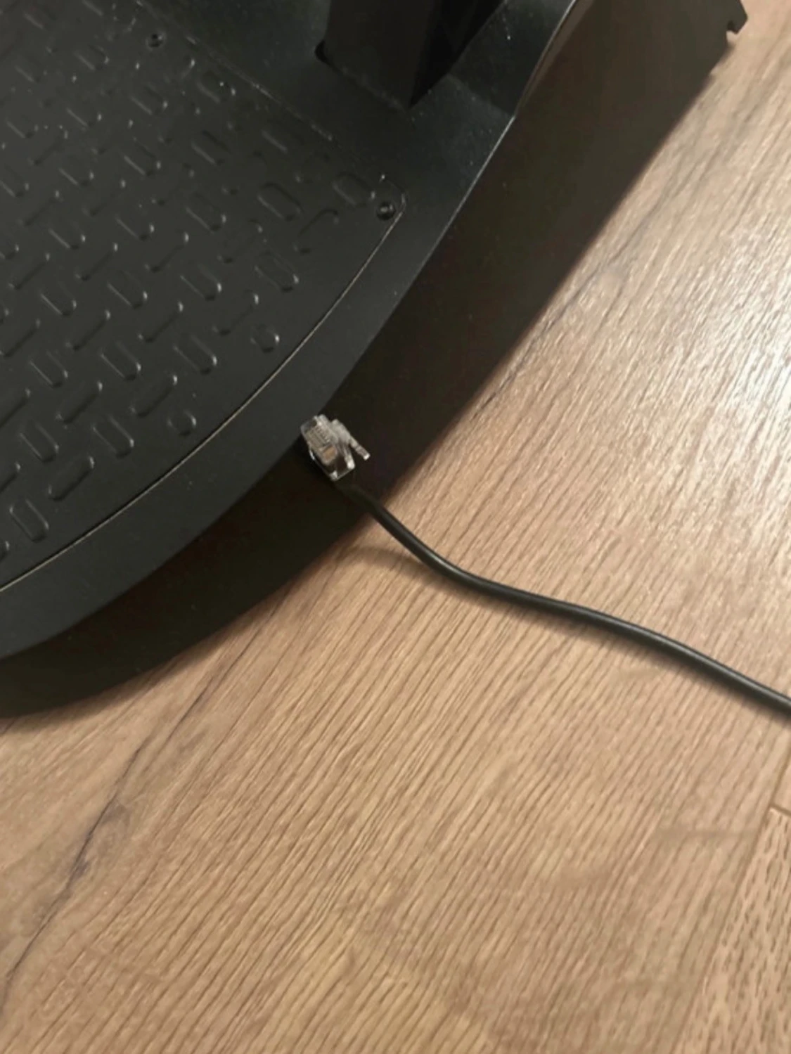 Thrustmaster pedaler - 1