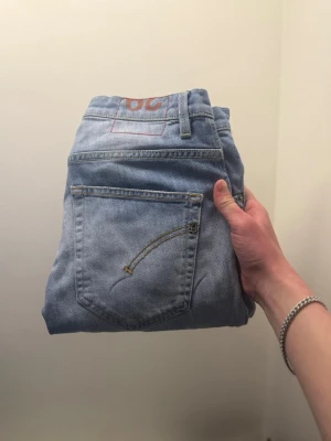Dondup - Säljer nu dessa feta Dondup jeans, skriv för fler bilder /frågor😊