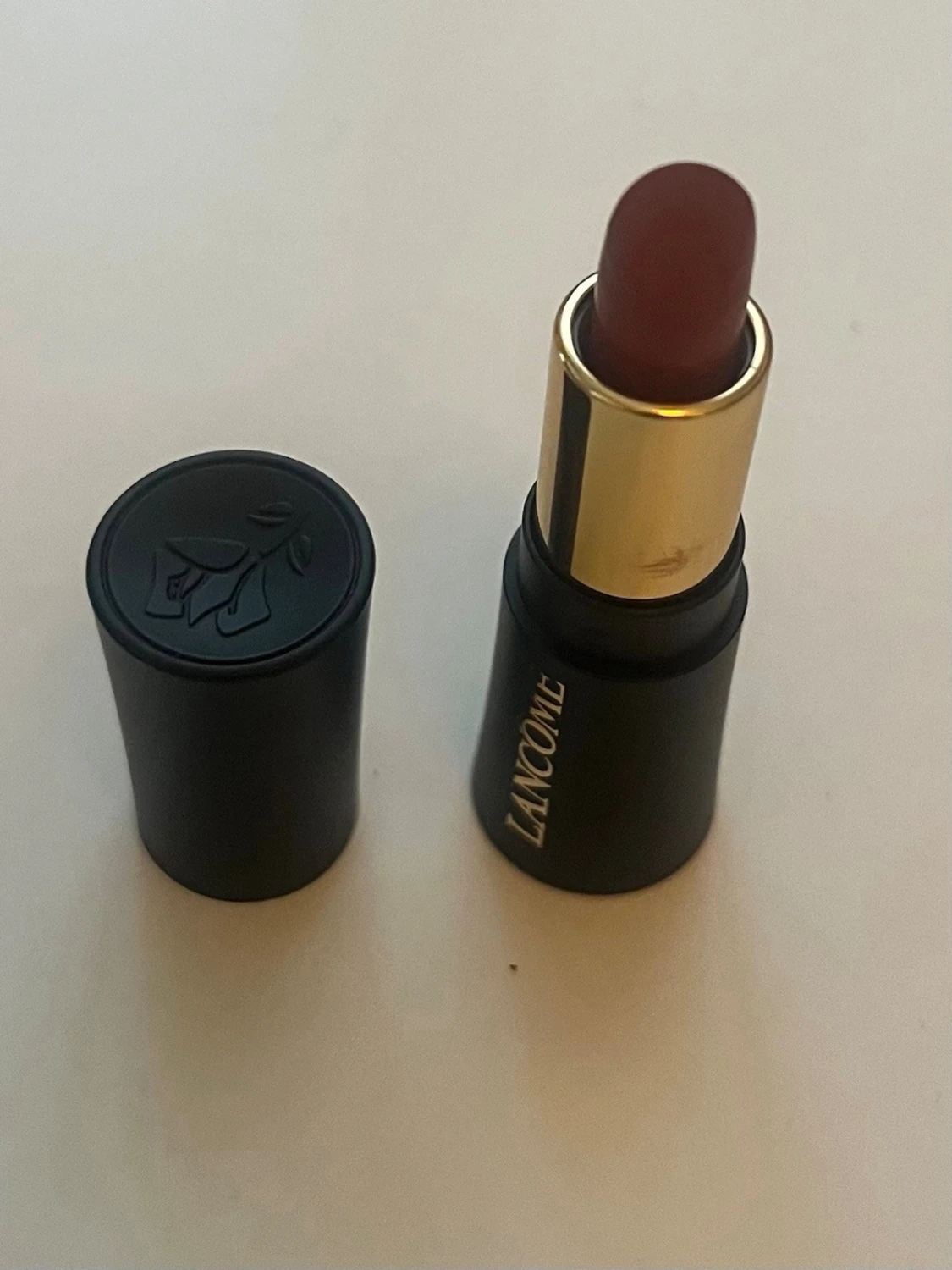 läppstift från Lancôme French Tea (brunrött) NY 