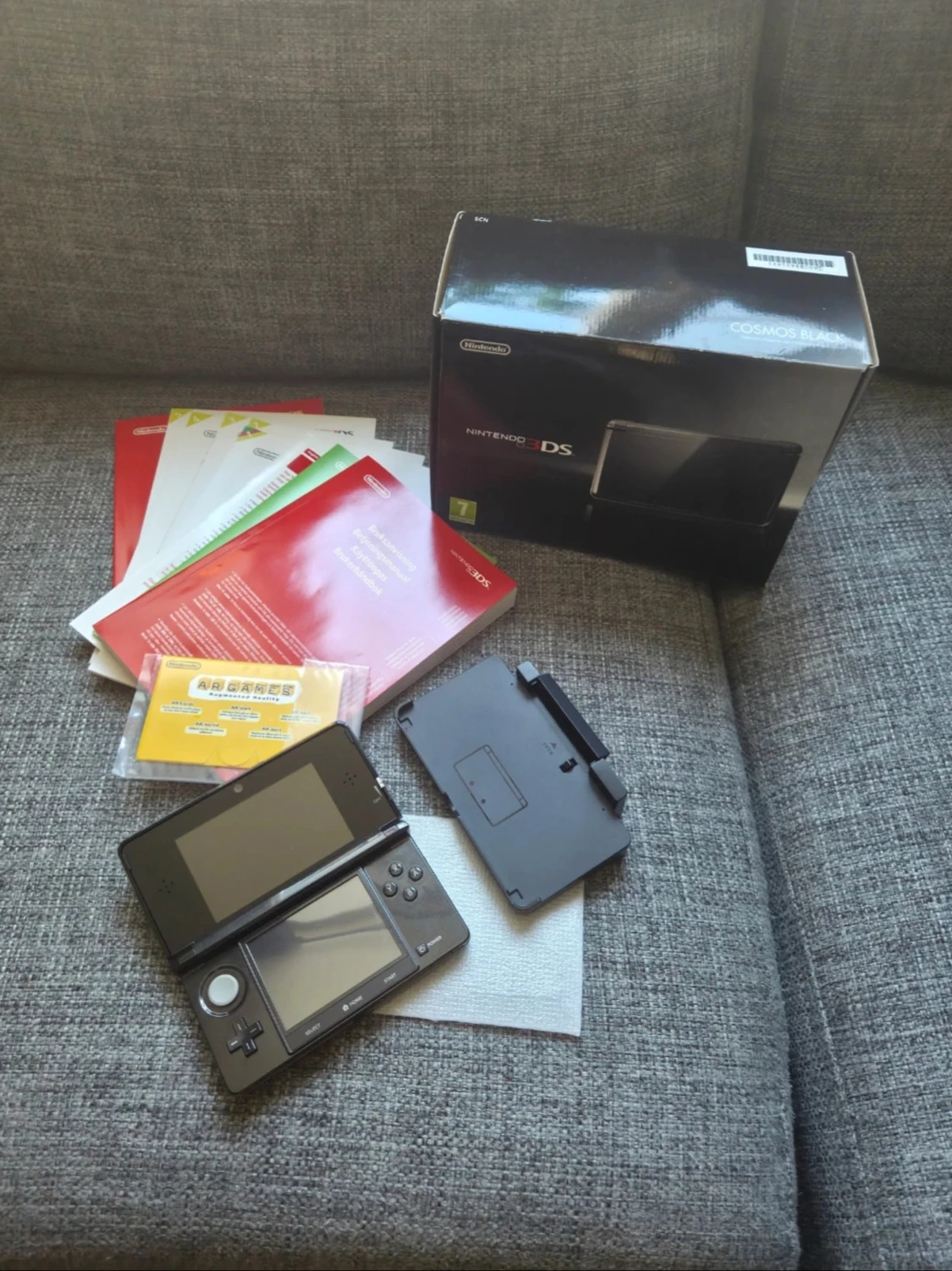 Nintendo 3DS Cosmos Black konsol