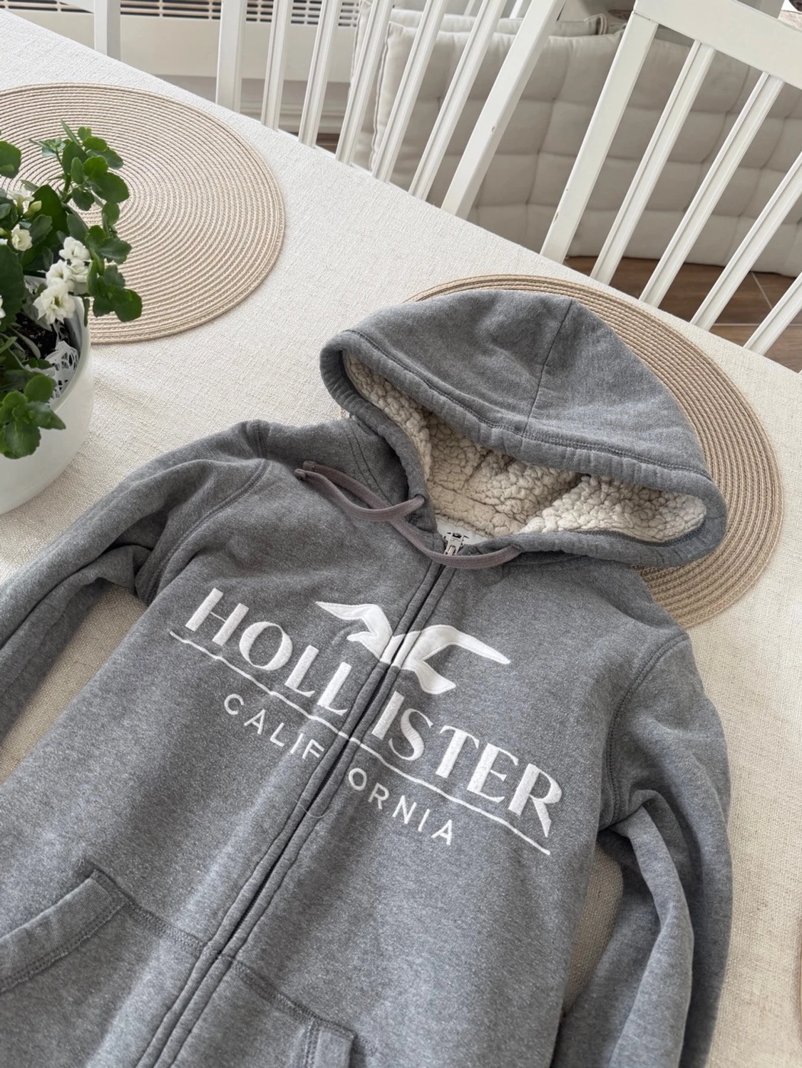Hollister zip med foder  - 2