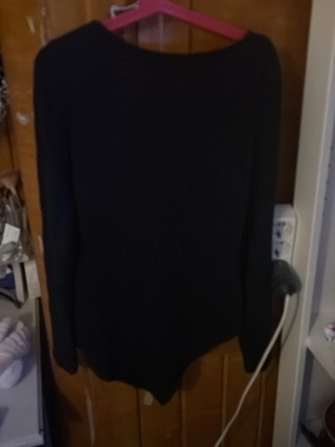 Svart långärmad body med snörning - 1