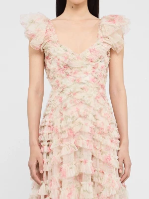 SÖKER  - Jag söker den här klänning!!!!!