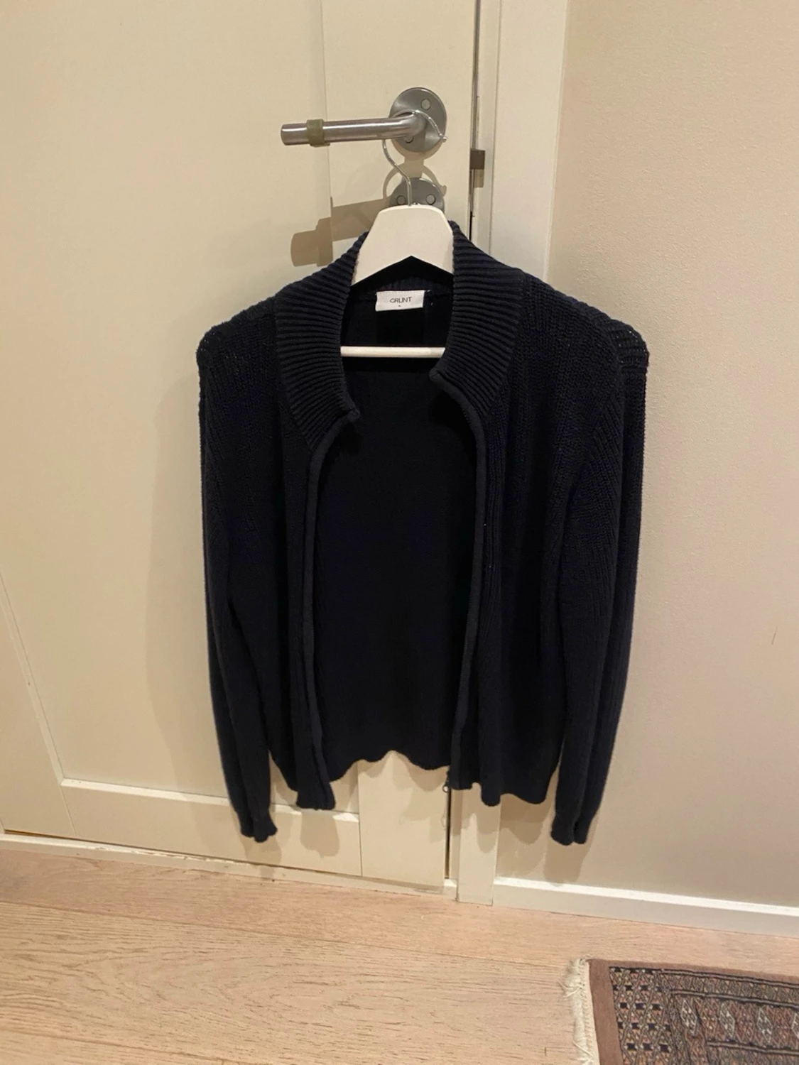 Mörkblå öppen kofta från Grunt