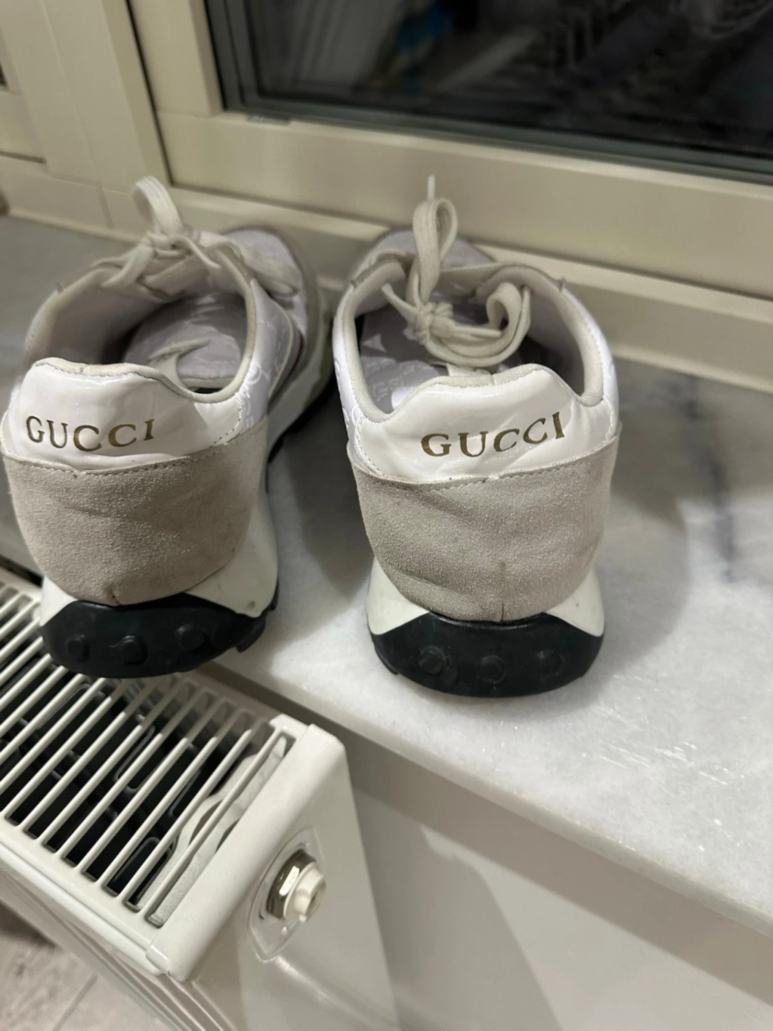 Vita sneakers med beige detaljer - 3