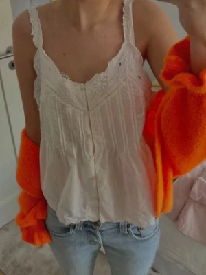 Söt topp - Sjukt fin i nyskick🥰