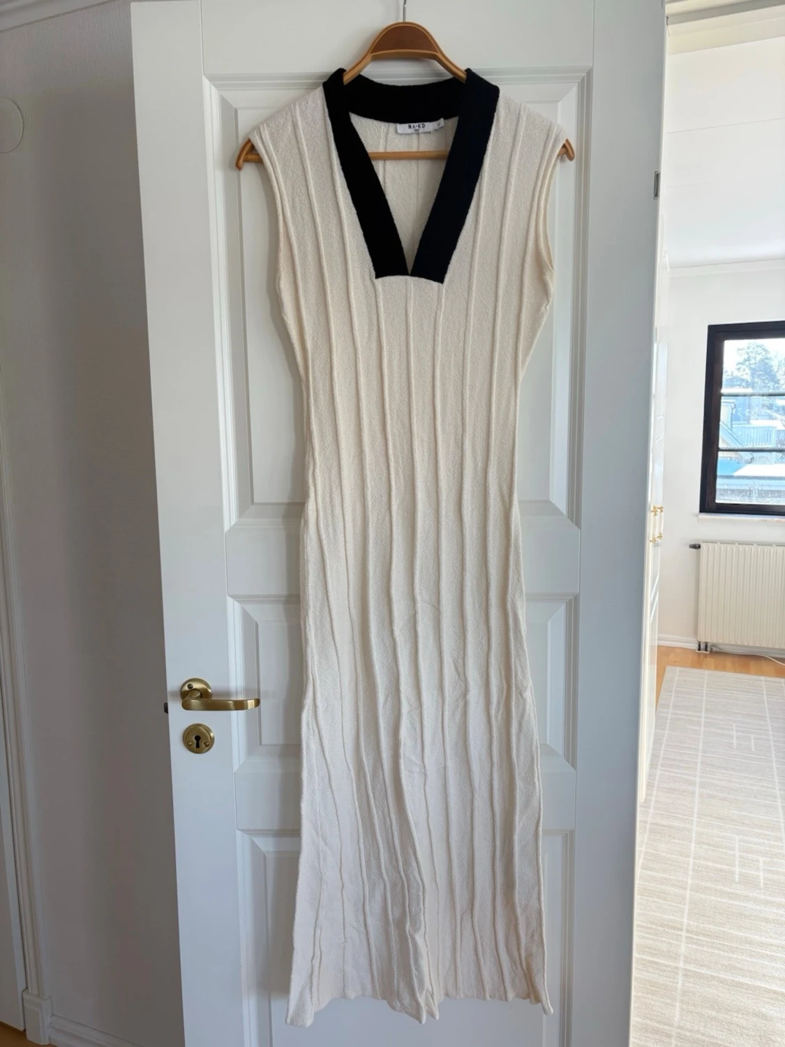 Stickad långklänning M nyskick  - 3